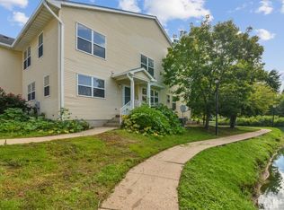 47 Kensington Dr, Piscataway, NJ 08854