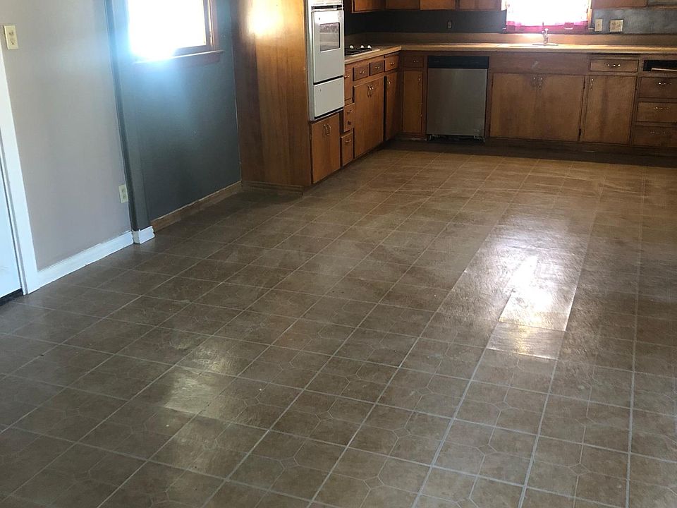 2nd image of 87 N Virginia St