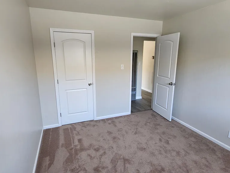 1235 Cortez Dr #7 — Photo 1
