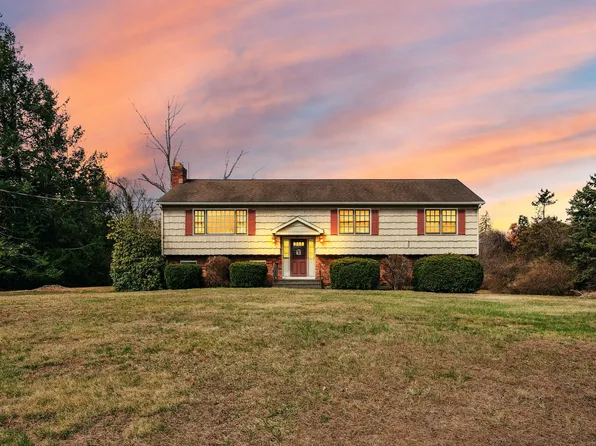 27 Elizabeth Street, Shelton, CT 06484