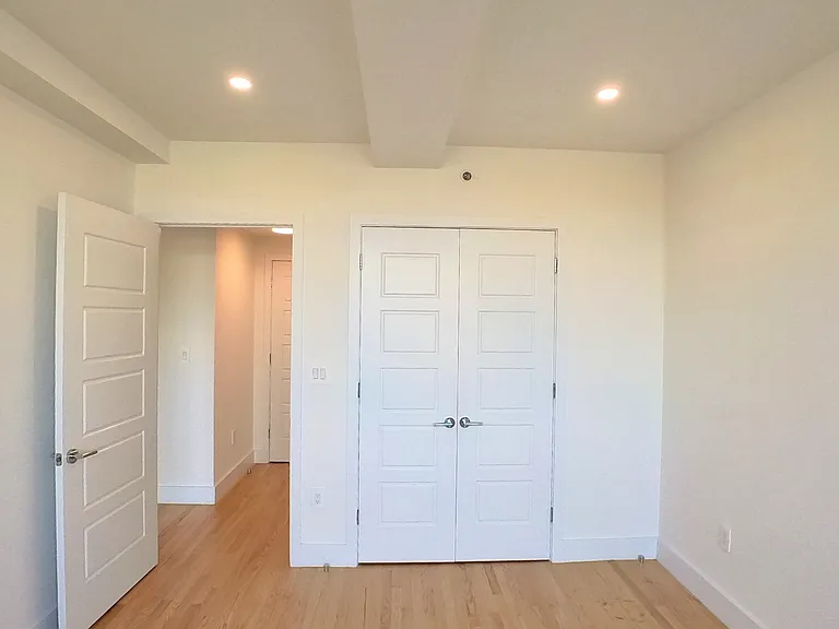 96 Steuben St #7D — Photo 6