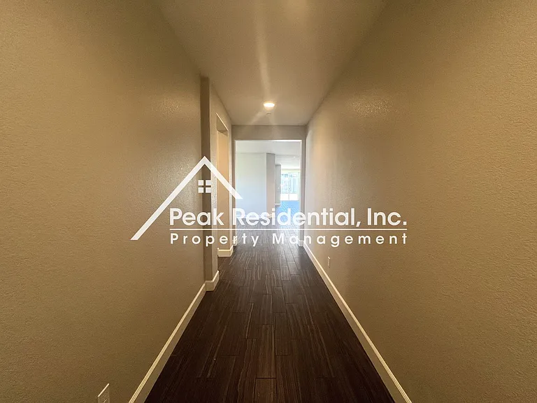 9369 Sierra Creek Dr — Photo 3