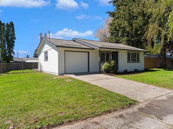 218 S 6th St, Jefferson, OR 97352