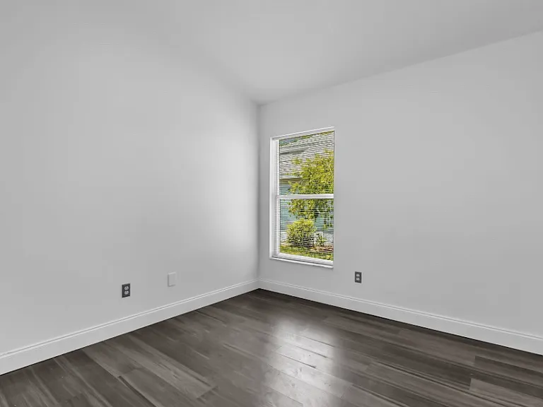 608 Bridge Creek Blvd — Photo 20