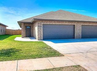 1856 Cypress Ln #EL, El Reno, OK 73036