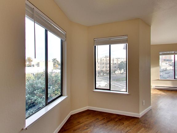 5th image of 205 Collins St APT 8