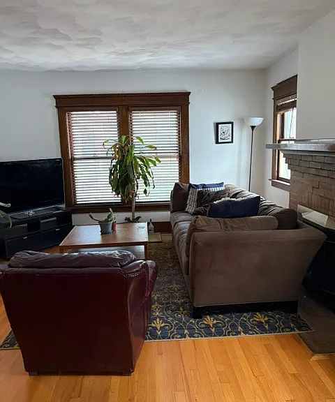 1027-29 Lancaster Ave — Photo 11