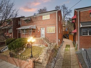 77 Underwood St NW, Washington, DC 20012