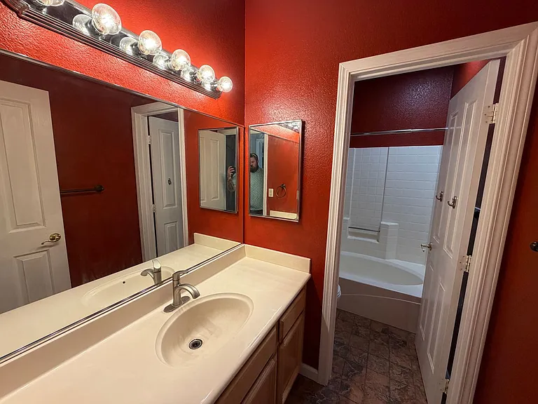 6425 Rabbit Hollow Way — Photo 20