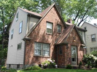 381 Vfw Pkwy, Brookline, MA 02467