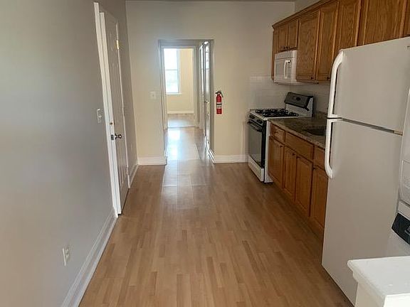 3rd image of 1243 S 2nd St Floor 2