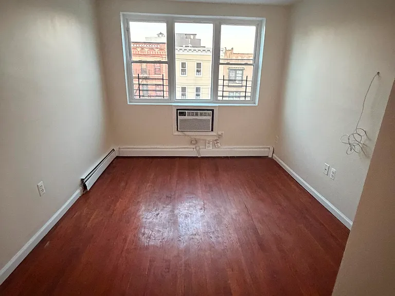 3633 Holland Ave — Photo 7