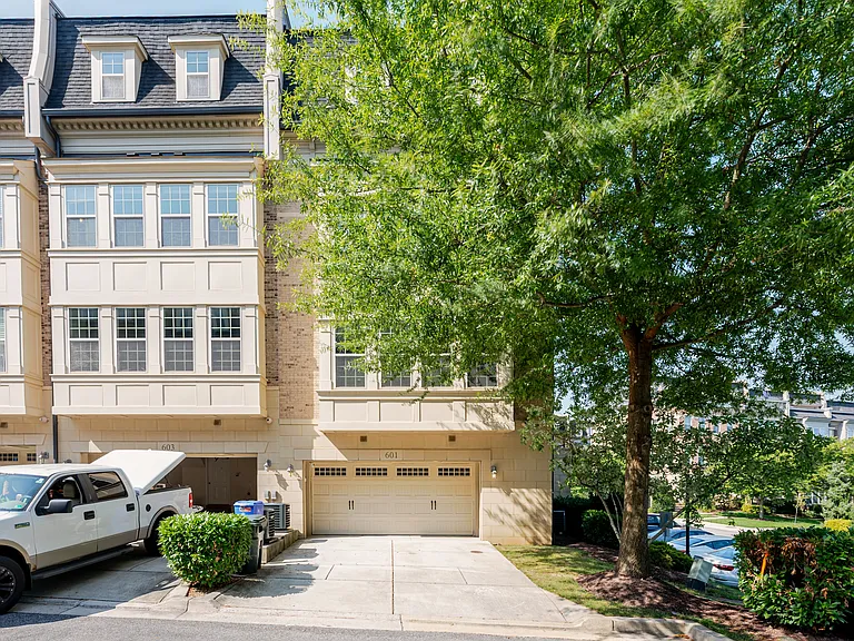 601 Sprintsail Way — Photo 42
