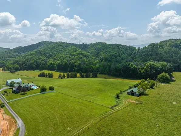 Old South Way, Abingdon, VA 24211