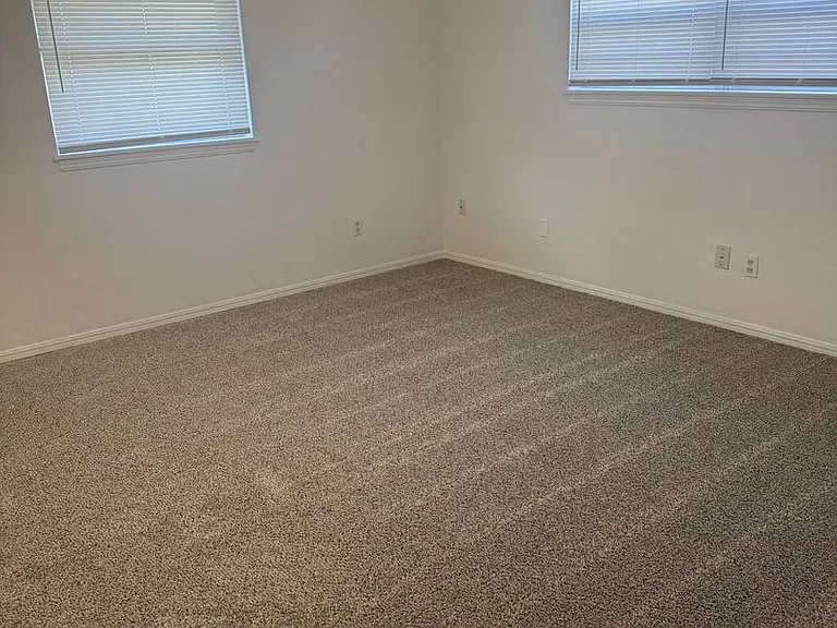 315 Willow Pl — Photo 5