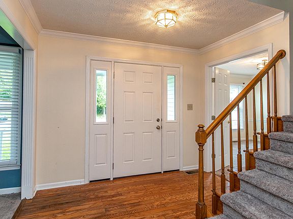 5th image of 417 Nottingham Dr