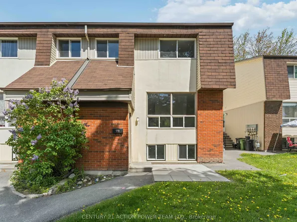 17 Sonnet Cres #B, Ottawa, ON K2H 8W8