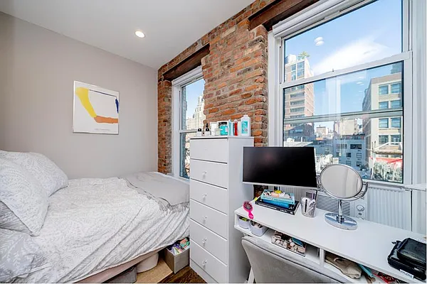 Rented by Douglas Elliman | media 15