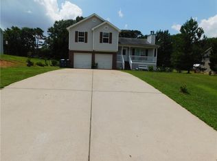 1354 Biedermeier Rd, Winder, GA 30680