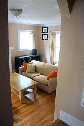 4th image of 123 Goodrich Ave