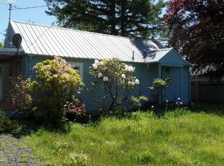 11 Hamlet St, Port Orford, OR 97465