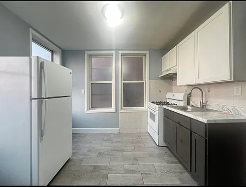 1205 Broad St Photo 1