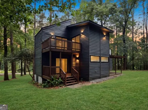720 Twin Pines Rd, Covington, GA 30014