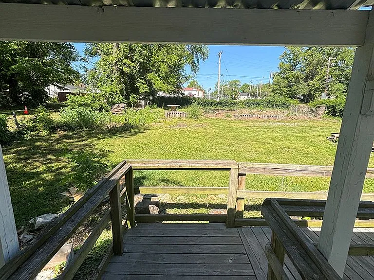2159 N Main Ave — Photo 16
