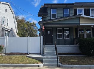 892 Park Ave, Trenton, NJ 08629