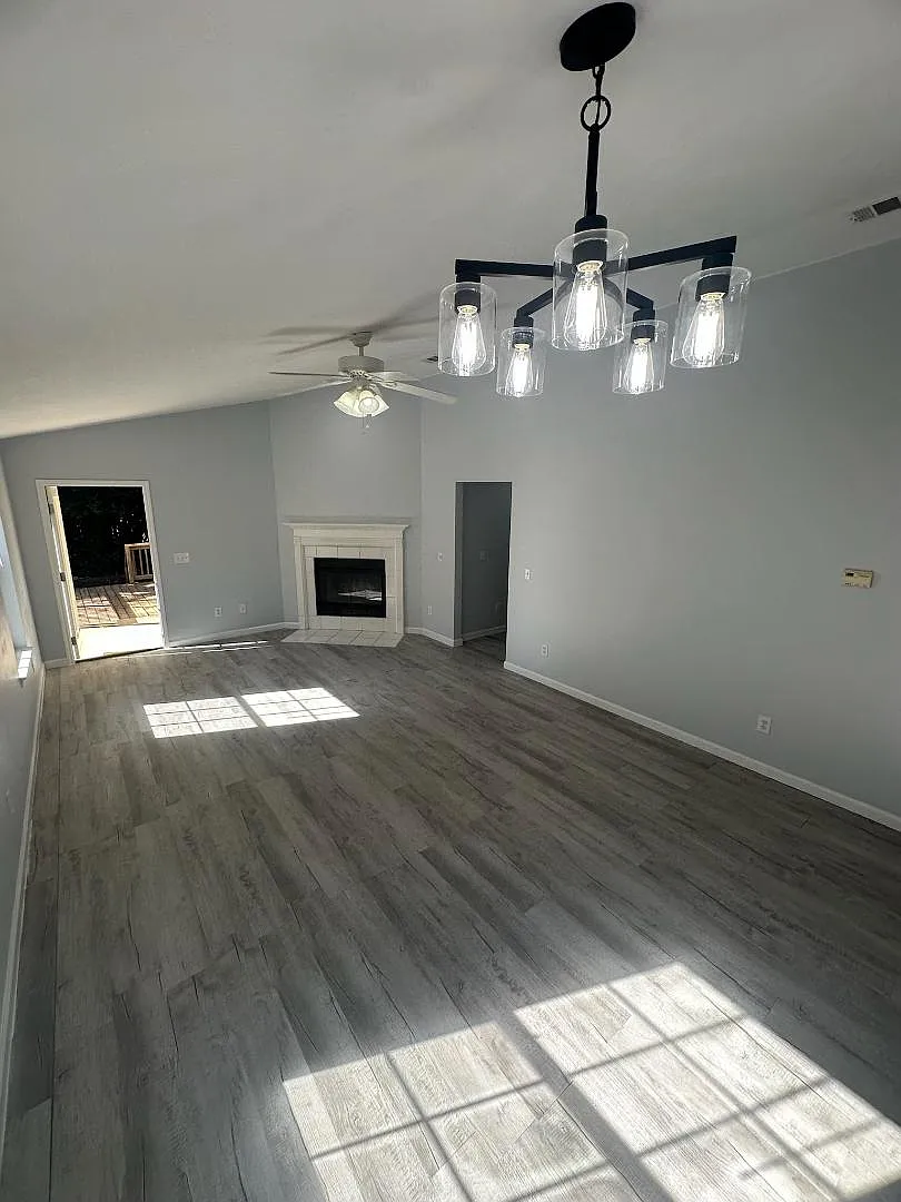 1572 China Grove Trl — Photo 4