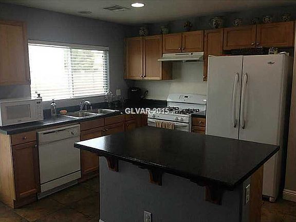 5th image of 1633 Legato Falls St