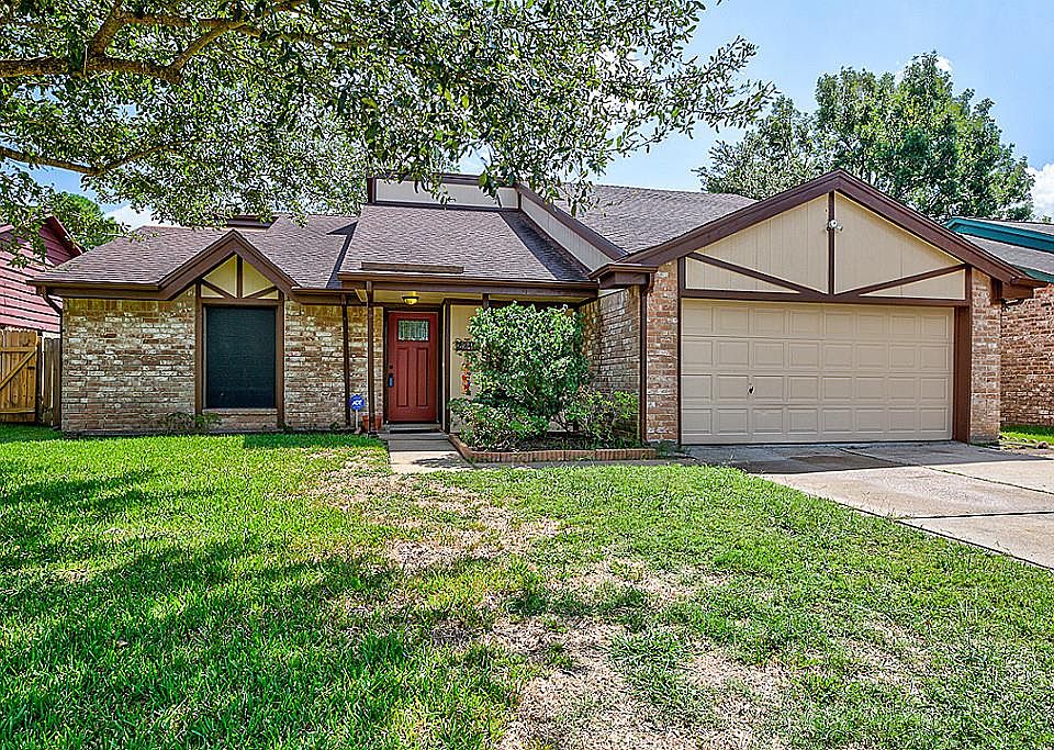 1st image of 2218 Fort Laramie Dr