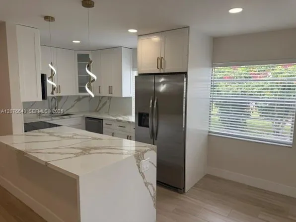 862 Flanders St #862-R, Delray Beach, FL 33484