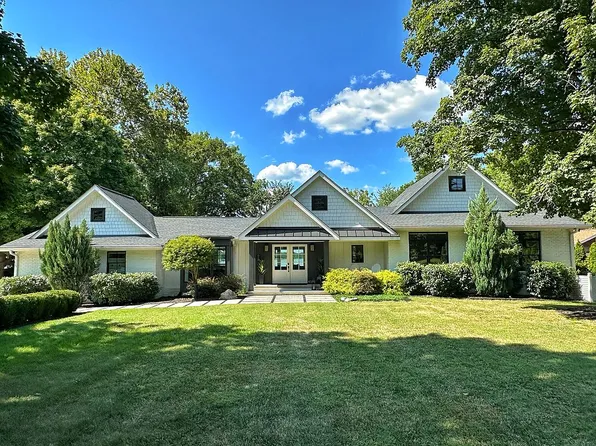 266 Lake Terrace Dr, Hendersonville, TN 37075