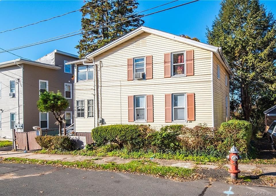 2nd image of 36 Gilbert St