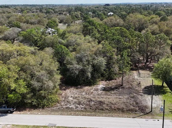 1614 Columbus Ave, Lehigh Acres, FL 33972