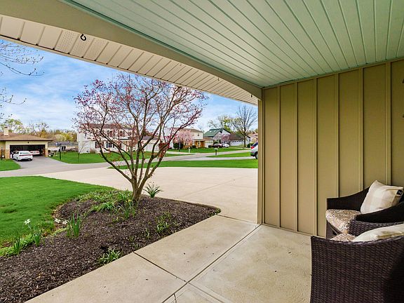5th image of 3600 Wenwood Dr