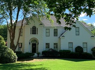 425 McKenzie Trl, Milton, GA 30004