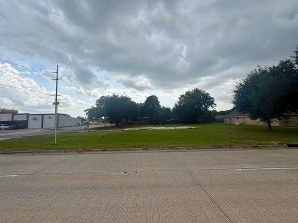5434 Gerstner Memorial Blvd, Lake Charles, LA 70607