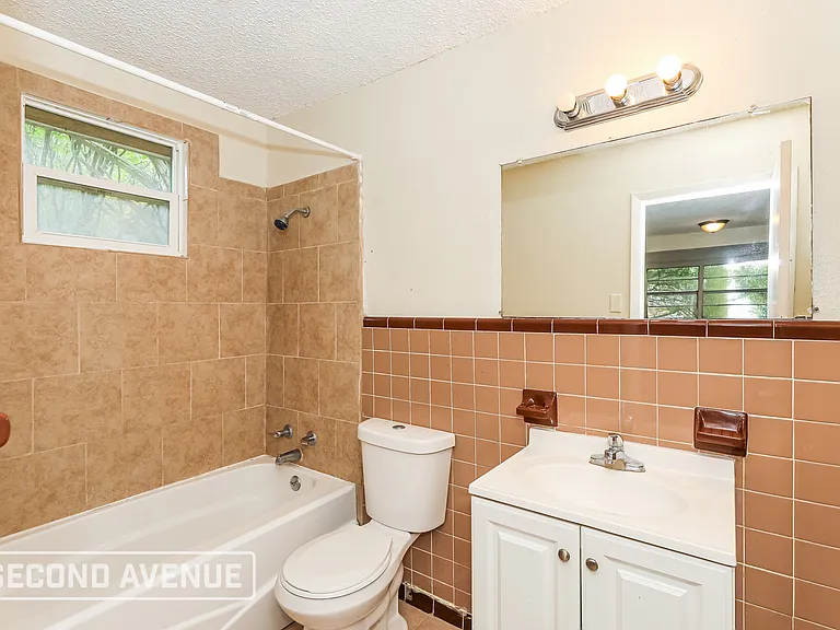 5805 Christobel Ave — Photo 9