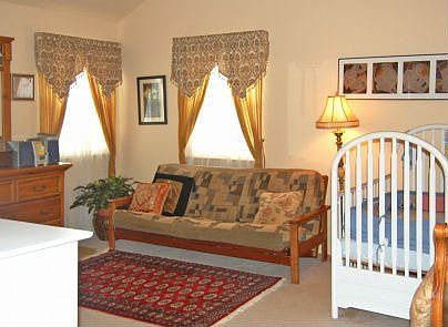 5th image of 286 Erik Dr
