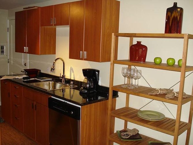 1st image of 1620 Melrose Ave APT 201
