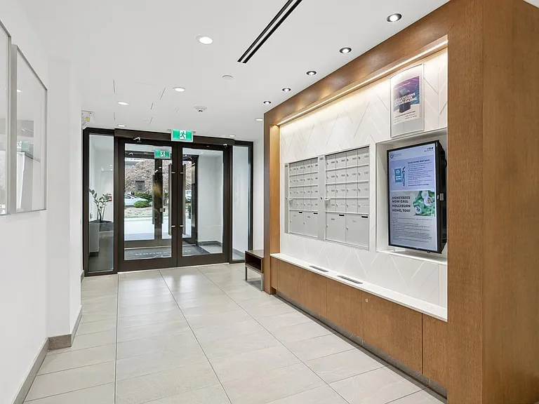 2100 Bellevue Ave #B-101 — Photo 7