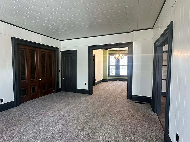 711 W Adams St — Photo 18