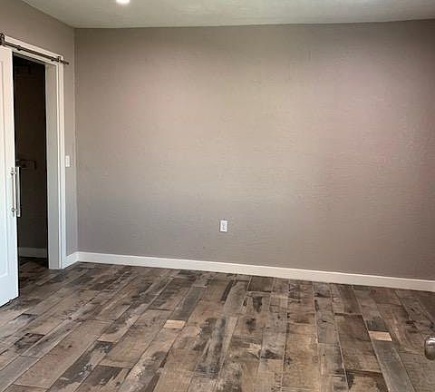 3rd image of 2625 Barranca St