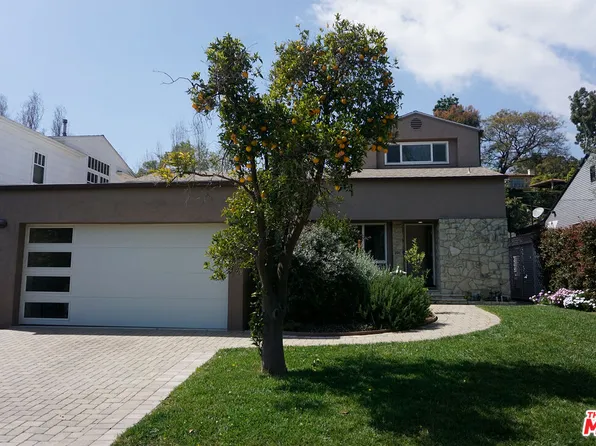 221 N Bowling Green Way, Los Angeles, CA 90049