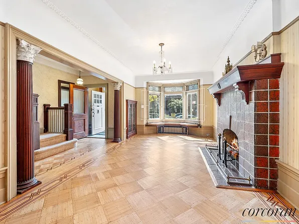 1309 Carroll St, Brooklyn, NY 11213