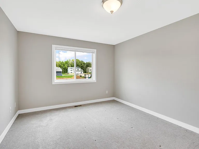 335 Cypress St — Photo 21