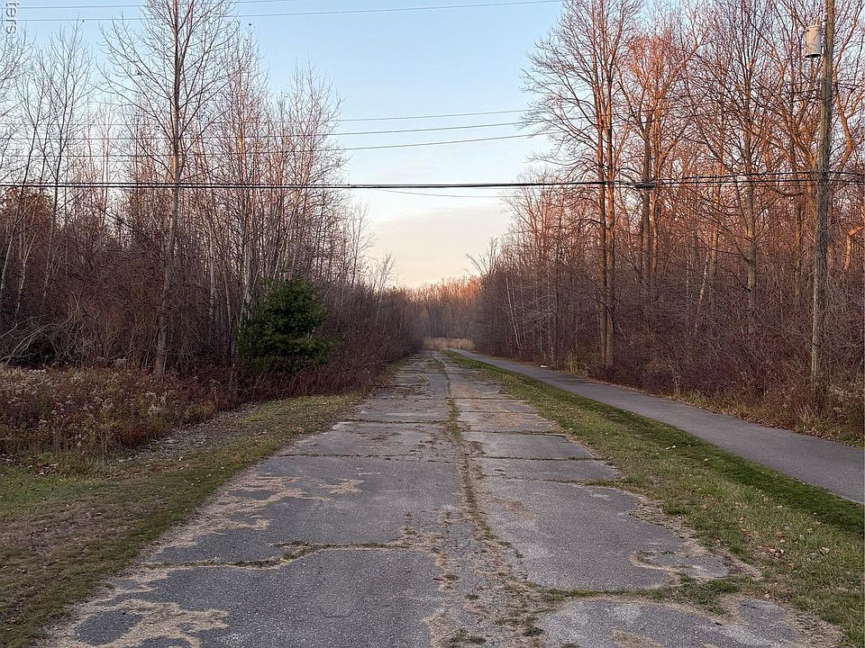 2nd image of Metcalf Rd