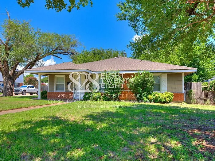 401 E Kerr Dr — Photo 3